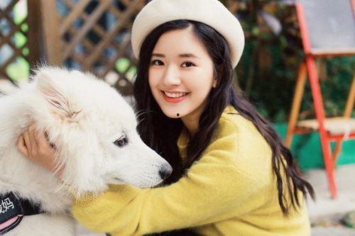 娱乐简短新闻 赵露思否认整容,真实面貌曝光